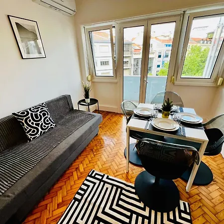 The Crespo House - No 5f - Two-bedroom