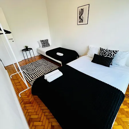 The Crespo House - No 5f - Two-bedroom * Лиссабон