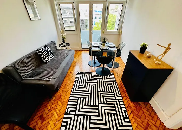 The Crespo House - No 5f - Two-bedroom *