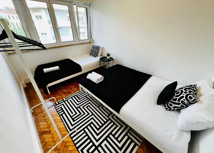 The Crespo House - No 5f - Two-bedroom