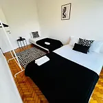 The Crespo House - No 5f - Two-bedroom * Лиссабон